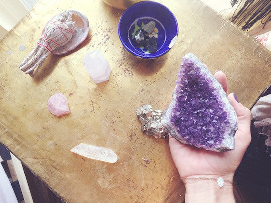 The Geode Nail Trend Is a Crystal Lover's Dream