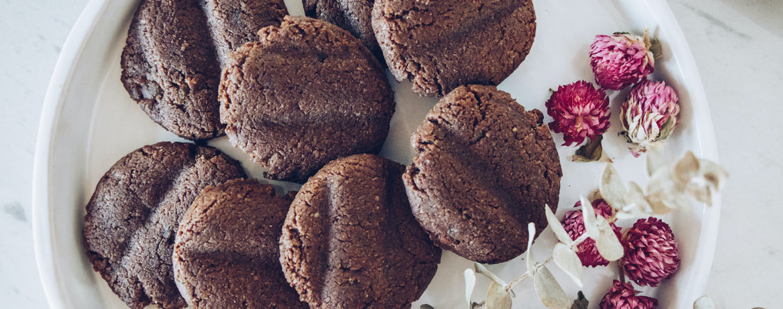 Vegan No-Bake Cacao + Peanut Butter Cookies-Philosophie